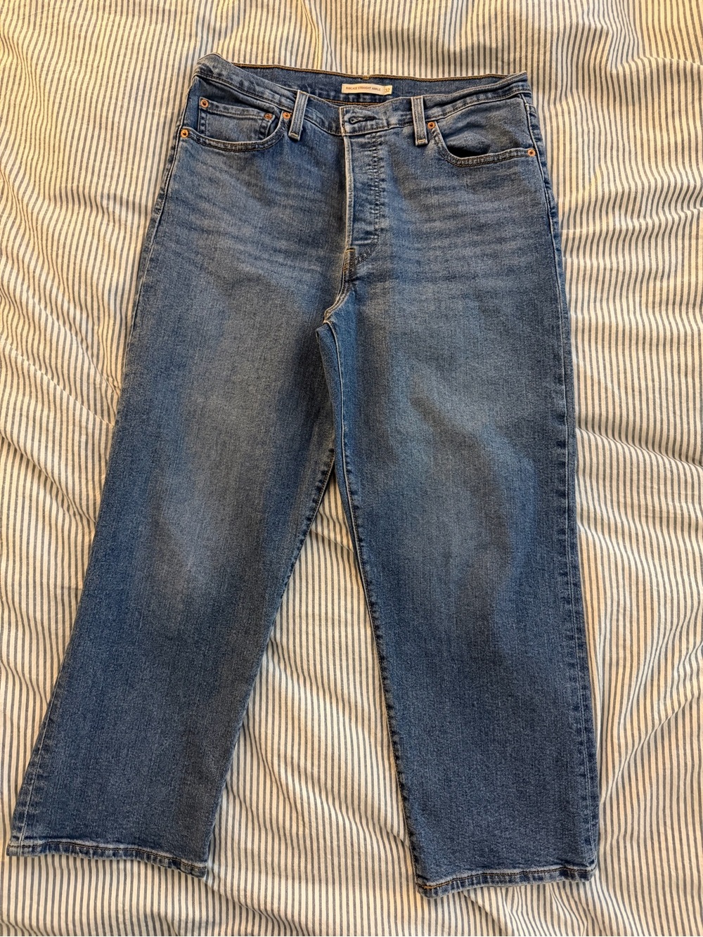 Levi’s Ribcage Straight Ankle Jeans 32x27